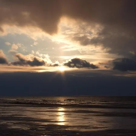 6 Person In Hirtshals-by Traum Vakantiehuis